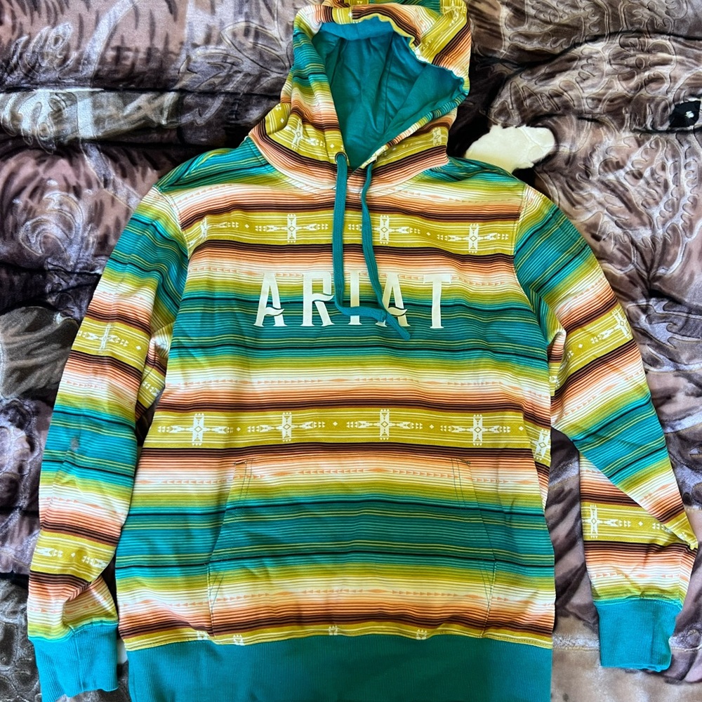 Ariat Sweatshirt NWOT